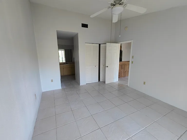 302 Avery Ave #3 — Photo 12