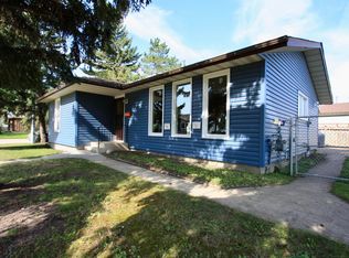 8912 99th Ave, Morinville, AB T8R 1K4