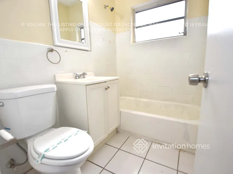 1815 NE 178th St — Photo 15