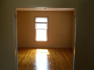 35 Edward St, Worcester, MA 01605