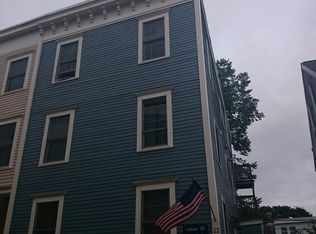 22 Cross St, Charlestown, MA 02129