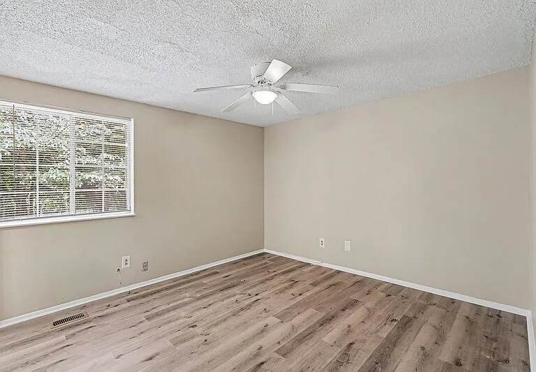 6201 Turtle Neck Ln — Photo 10