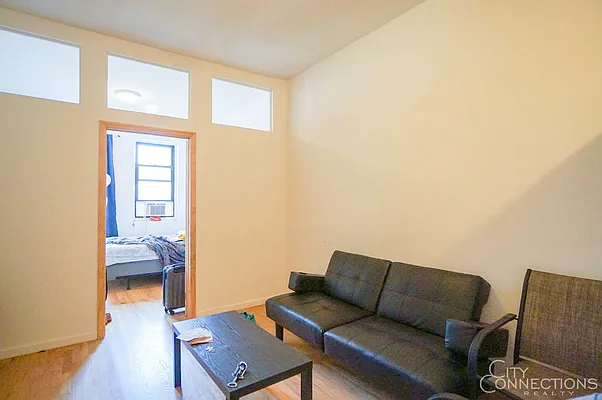 Rented by City Connections Realty | media 17