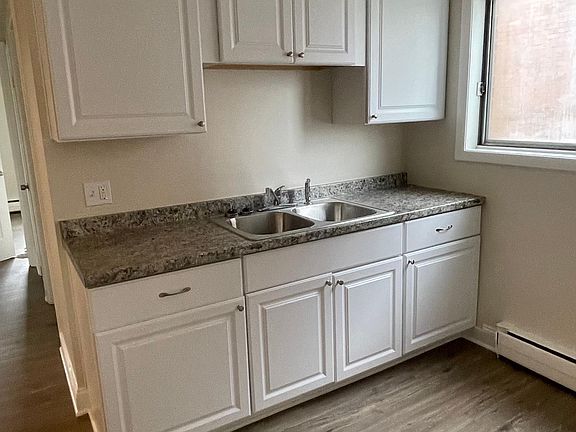 4th image of 3208 Walden Ave APT 2