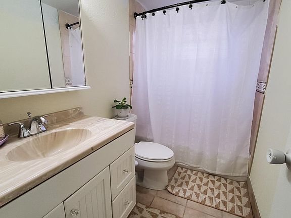 5th image of 6541 NW 33rd Way