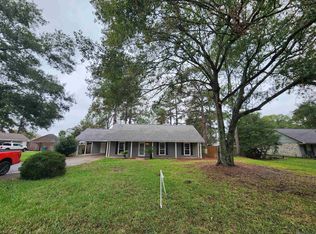 32873 Duff Rd, Walker, LA 70785