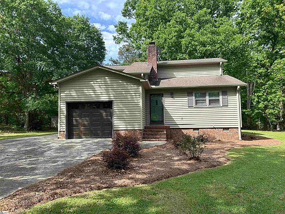 2nd image of 75 Creekfield Rd