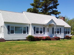 1201 Dandy Loop Rd, Yorktown, VA 23692