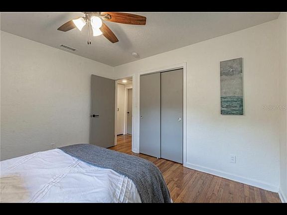 2nd image of 857 47th Ave N