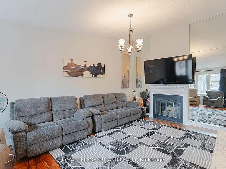 60 Fiddlers Green Rd #36 — Photo 9