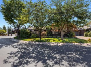 725 N Silvervale Dr, Visalia, CA 93291