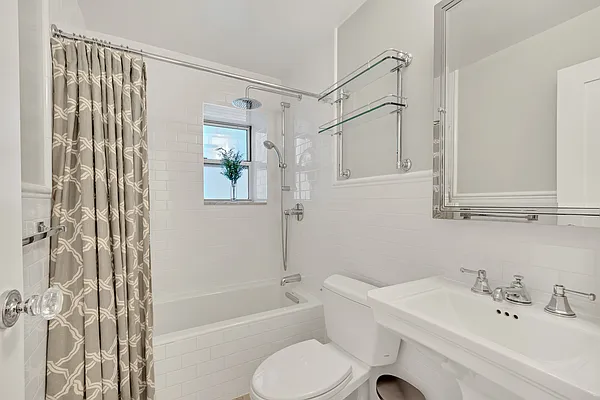 Sold by Corcoran | media 8