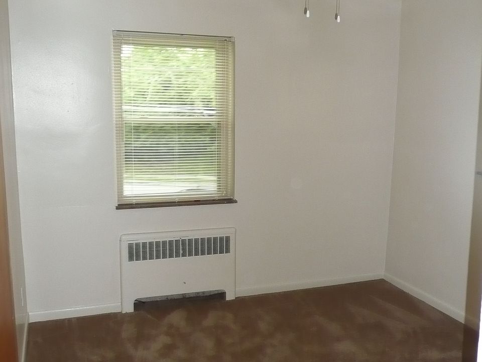 2nd image of 2233 Madison Rd