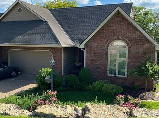 2109 Greenbrier Dr, Lawrence, KS 66047