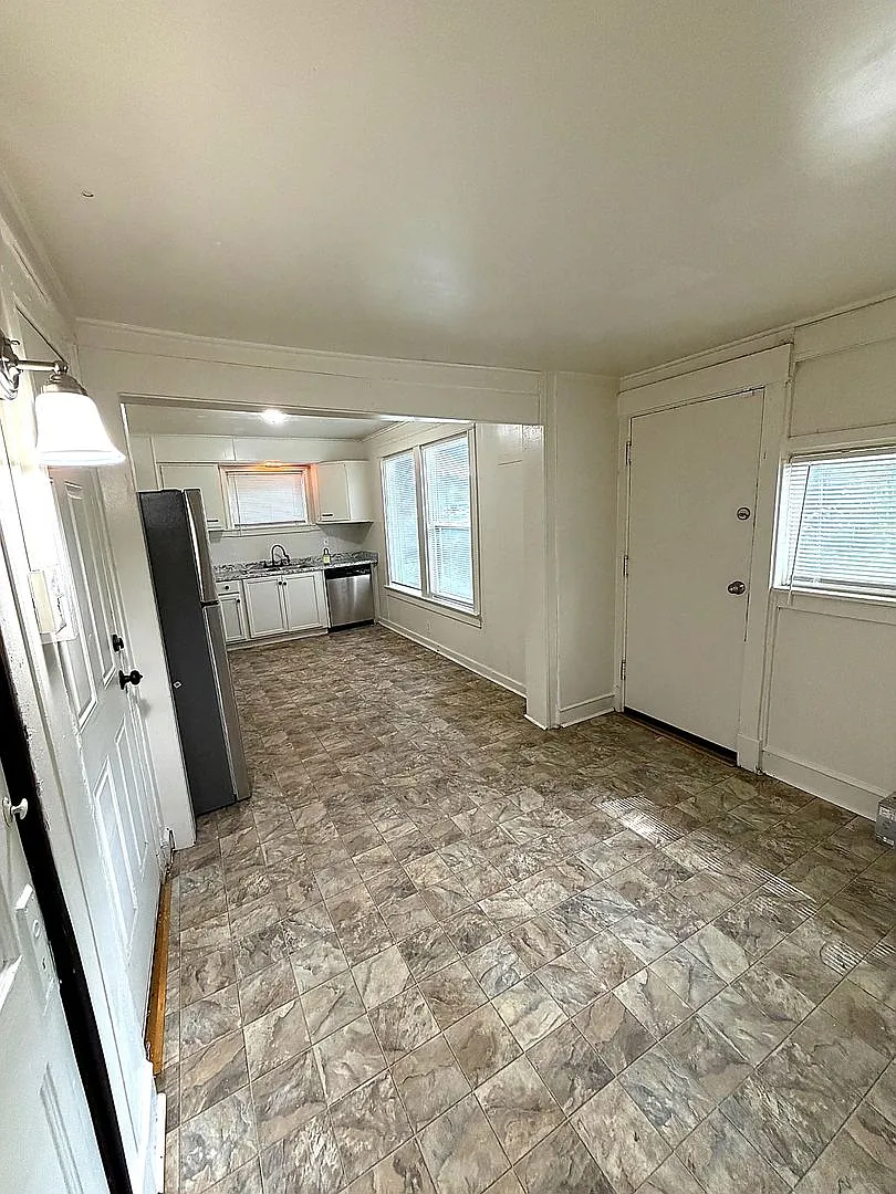 3409 Benton Blvd A/B — Photo 3