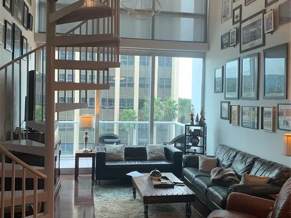 150 E Robinson St Unit 425, Orlando, FL 32801