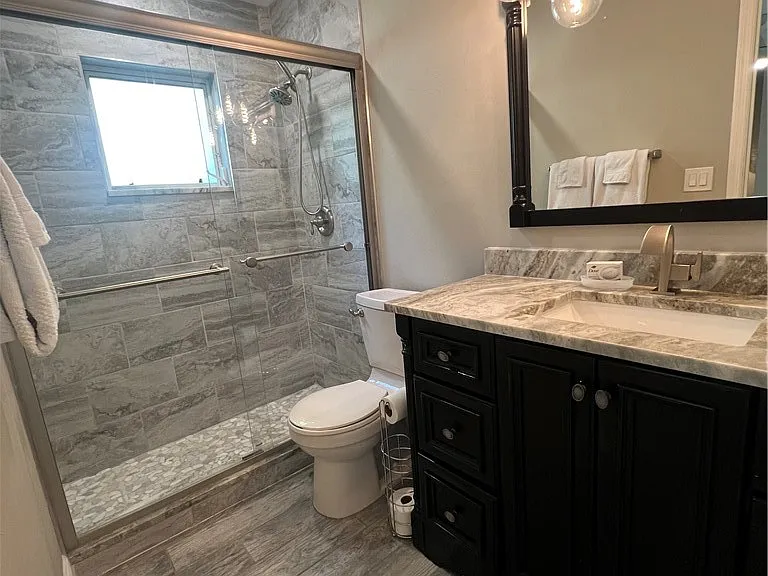13226 Winsford Ln — Photo 20