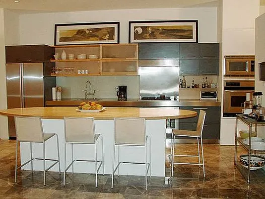 Rented by Stribling | media 8