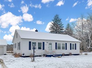 1302 Powerhouse Rd, Memphis, NY 13112