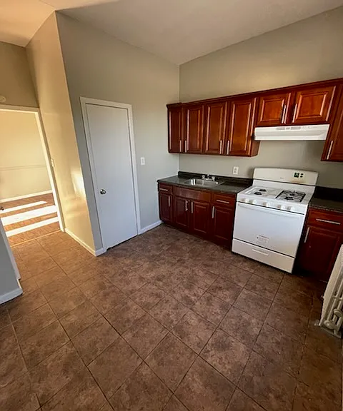 491 Clinton Ave #12 — Photo 2