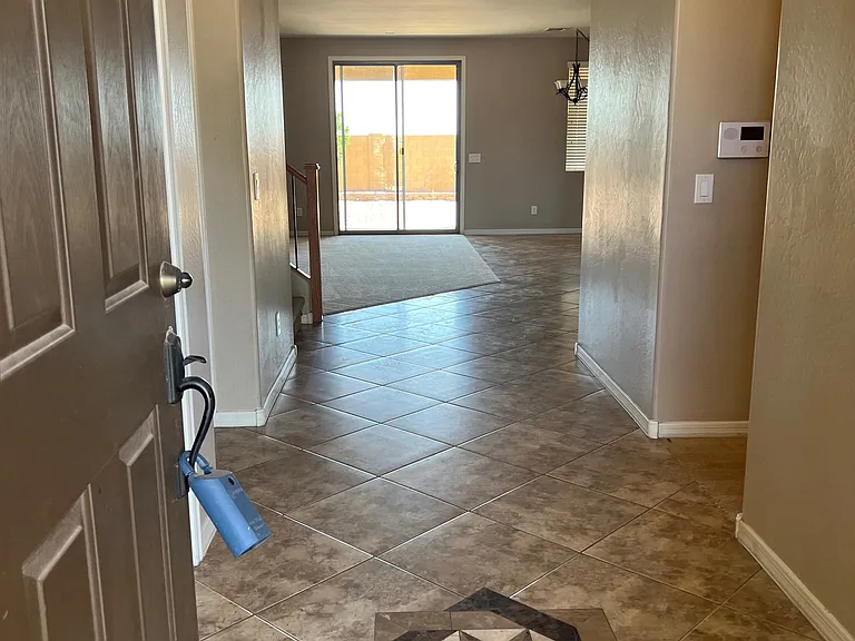 33175 N Slate Creek Dr — Photo 2