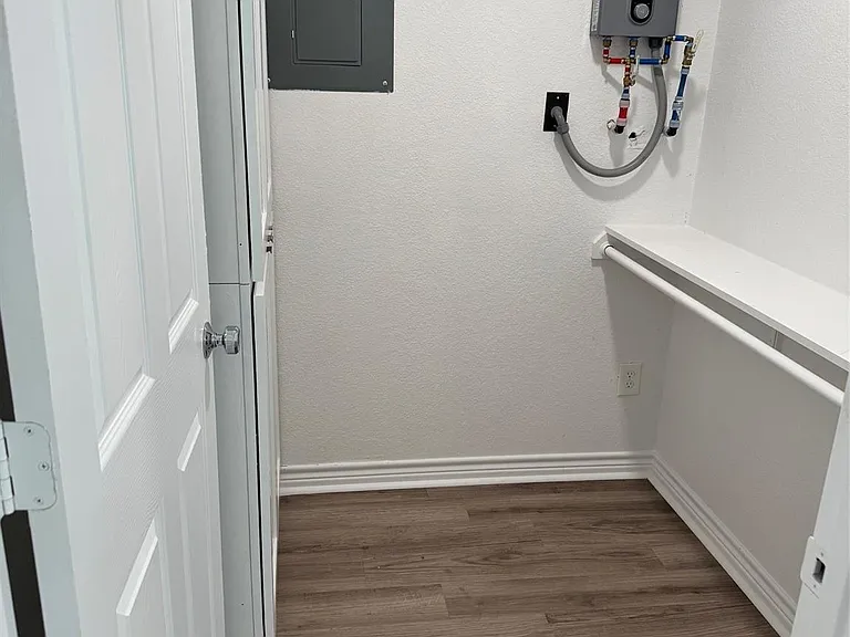 24094 Sears Ln #53 — Photo 10