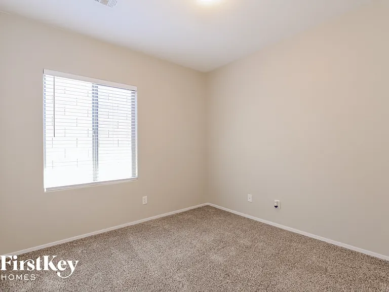 2673 Rue Toulouse Ave — Photo 12