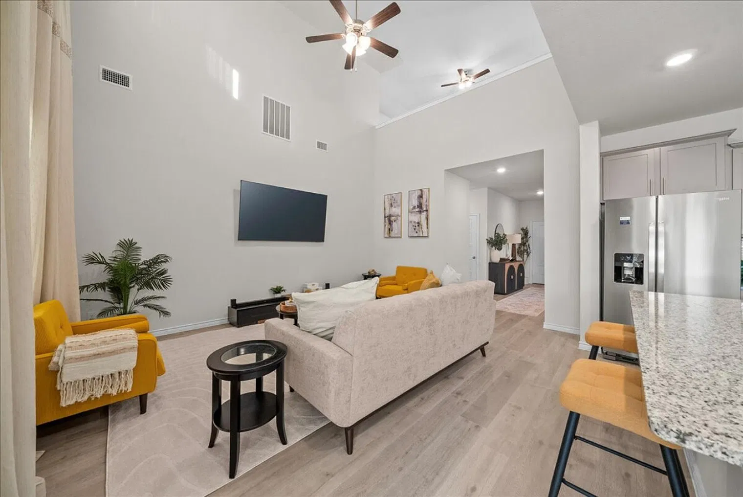 4 bed, 3.0 bath, $4,748 — Photo 4