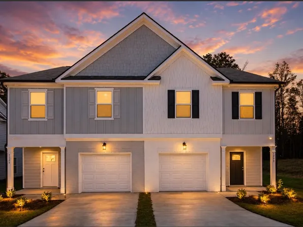 1293 McCoy St, Opelika, AL 36801