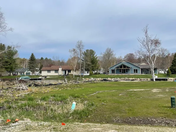 114 No Wake Ct, Houghton Lake, MI 48629