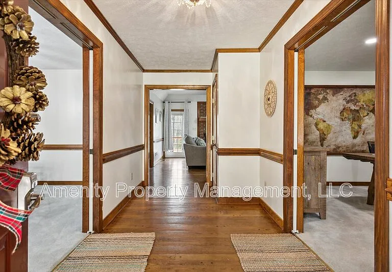 5974 Ladysmeade Ln — Photo 5