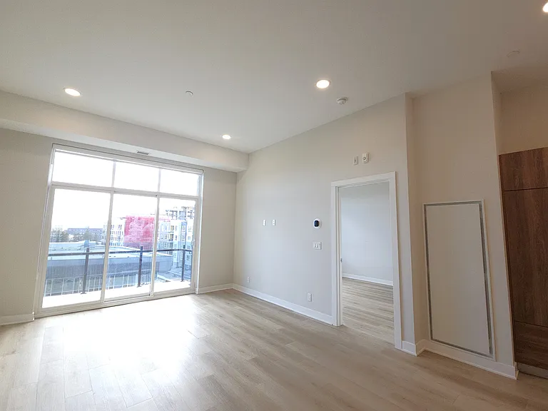 4030 University Ave NW — Photo 70
