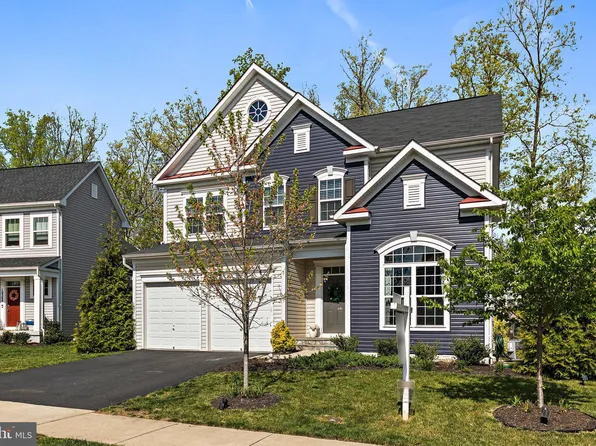 10384 Twin Leaf Dr, Bristow, VA 20136