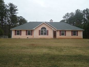 2nd image of 200 Daisy Pl