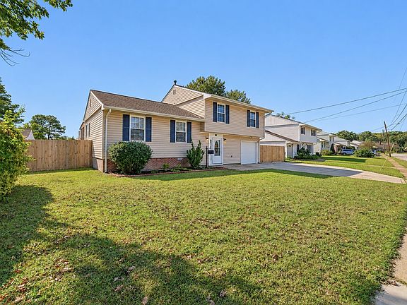 2nd image of 24 Diggs Dr