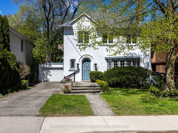 241 Forest Hill Rd, Toronto, ON M5P 2N3