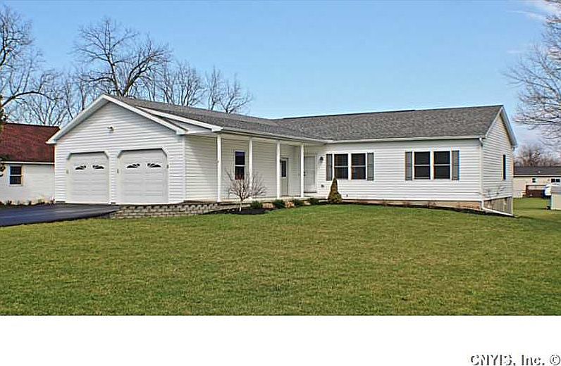 1st image of 5 Oak Dr