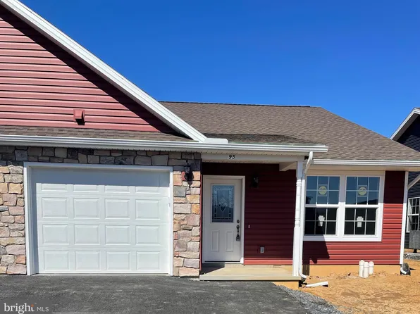 95 Pacific Ave, Milroy, PA 17063