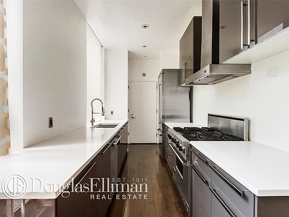 4th image of 66 9th Ave APT 2E