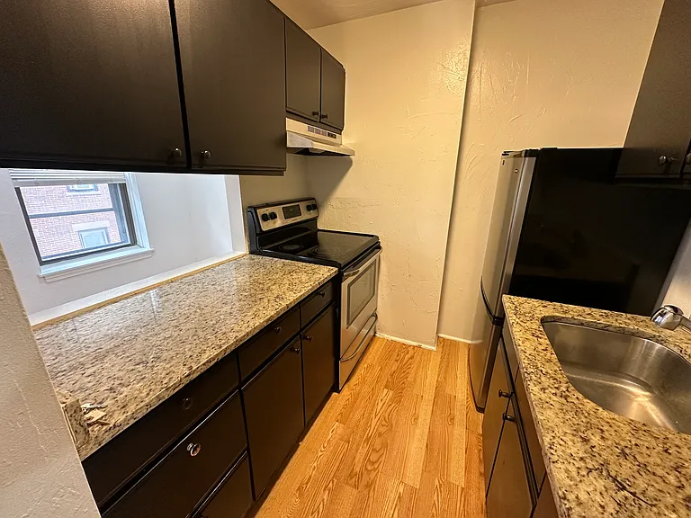 6 Pembroke St #3CP — Photo 8