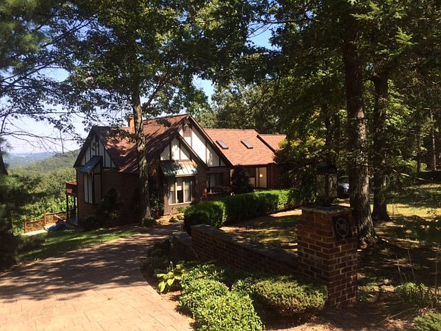 1st image of 420 Chinquapin Dr