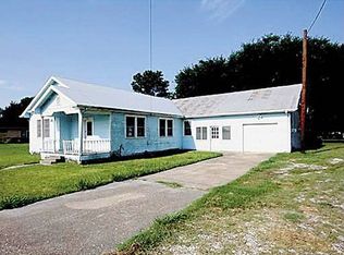 15515 River Rd, Hahnville, LA 70057