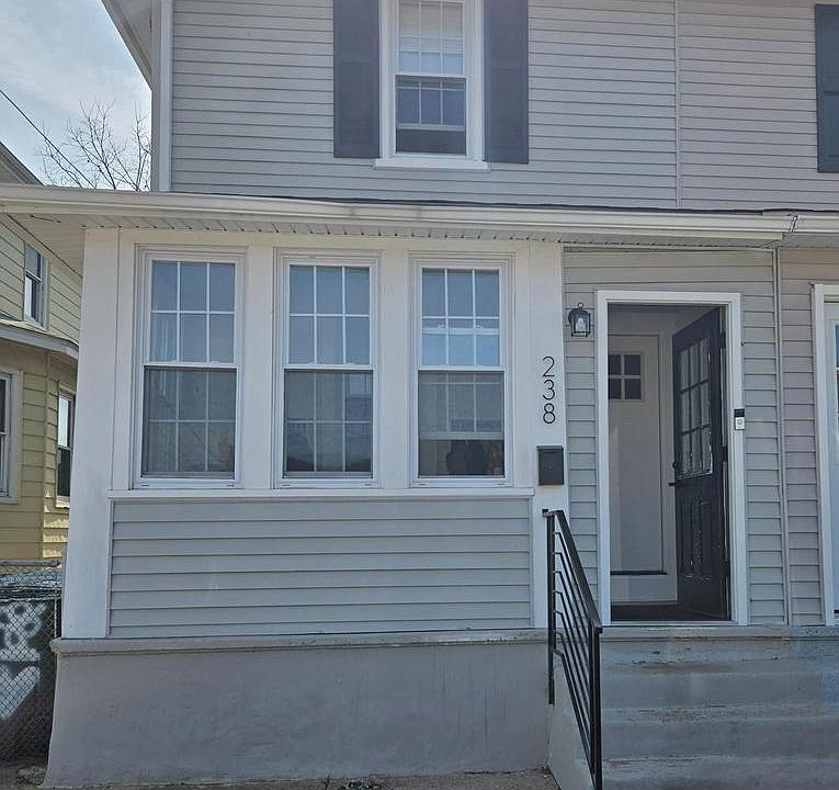 1st image of 238 Filmore St