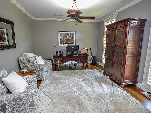 4th image of 9180 Beaver Valley Ln
