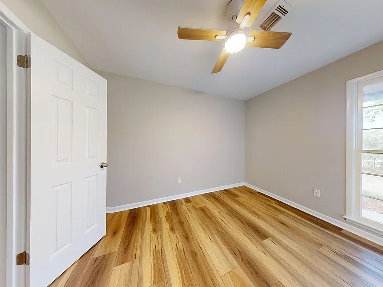 1217 Frederick Rd — Photo 6