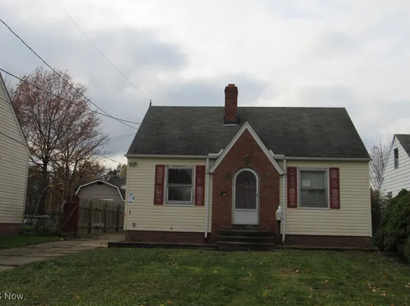 4550 Effie Rd, Cleveland, OH 44105