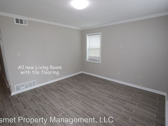 3rd image of 2111 Evelyn Ave #3