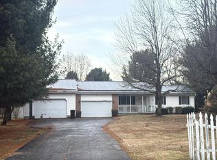 7378 Beecher Rd SW, Pataskala, OH 43062