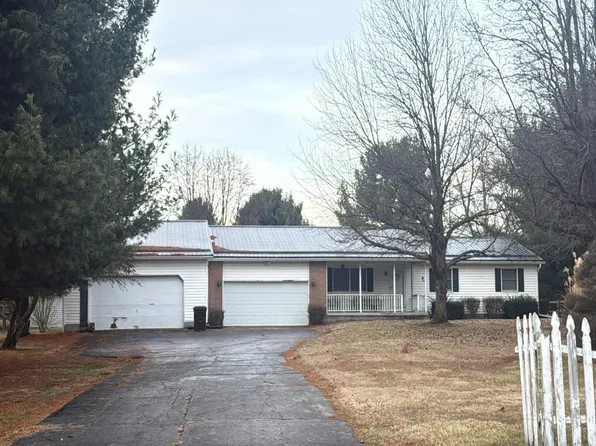 7378 Beecher Rd SW, Pataskala, OH 43062