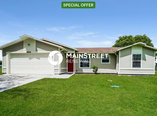 1906 NE 22nd Ave, Cape Coral, FL 33909